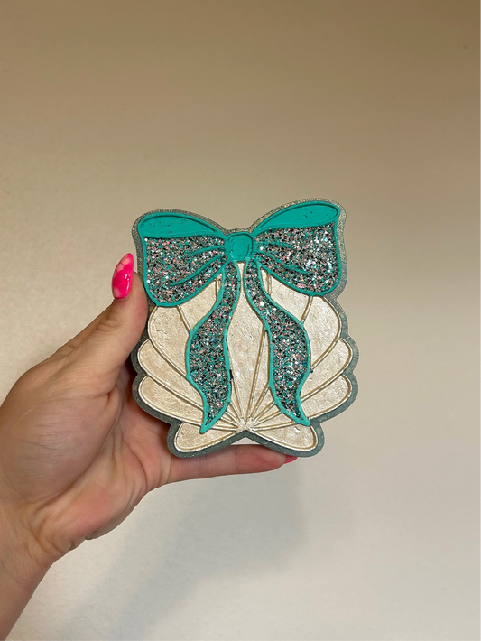 Seashell Bow Freshie